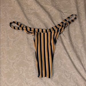 High rise cheeky stripped bikini bottoms